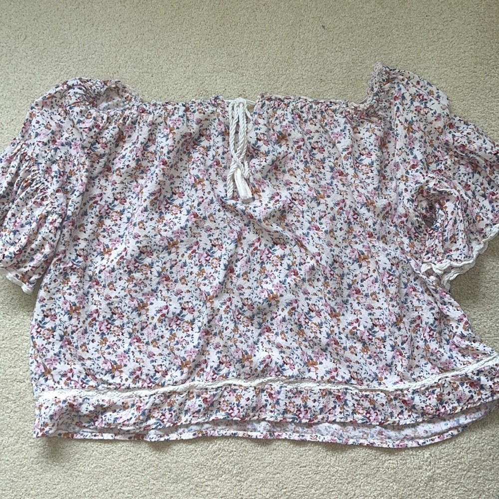 American eagle off the shoulder top